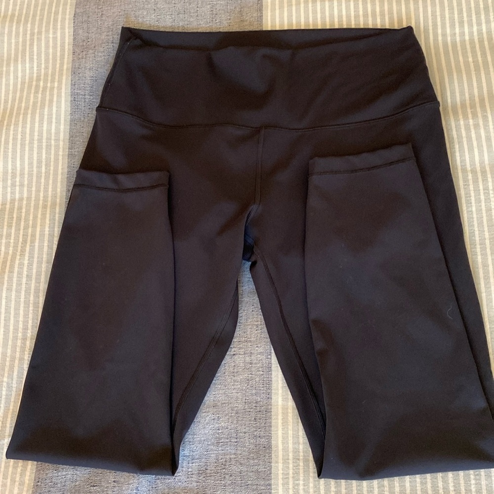 LULULEMON Wunder Under high-rise tights. 25” inseam.